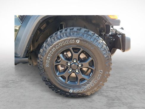 Used 2023 Jeep Wrangler Willys image 9
