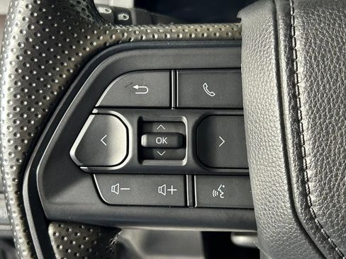 Used 2024 Toyota Tacoma SR5 AWD/4WD image 25
