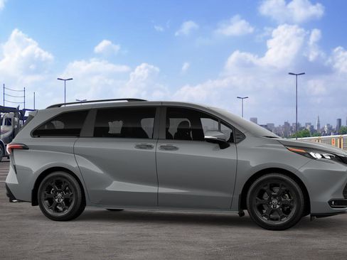 New 2026 Toyota Sienna XLE Woodland Edition image 33