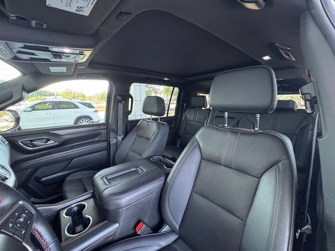 Used 2024 Chevrolet Suburban RST w/ Luxury Package AWD/4WD image 14
