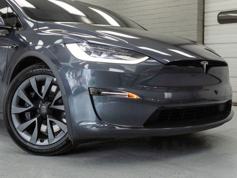 Used 2023 Tesla Model X AWD/4WD image 13