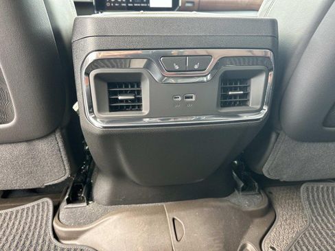 Used 2025 GMC Sierra 1500 Denali Ultimate AWD/4WD image 22