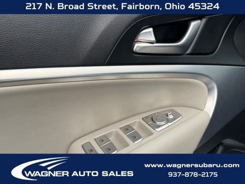 Used 2023 Genesis G70 2.0T image 12