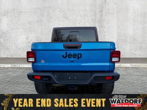 Used 2022 Jeep Gladiator Willys image 3