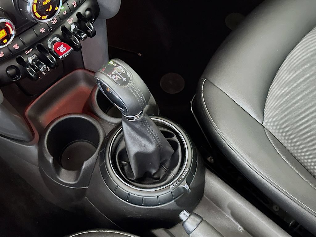 Used 2015 MINI Cooper 2-Door Hardtop FWD image 15