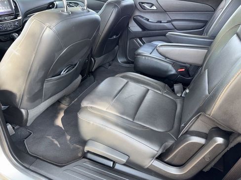 Used 2019 Chevrolet Traverse Premier w/ LPO, Blackout Package image 23
