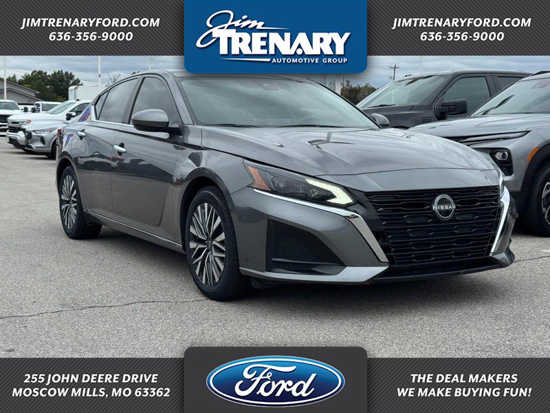 Used 2024 Nissan Altima 2.5 SV w/ SV Premium Package FWD image 1