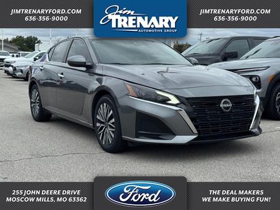Used 2024 Nissan Altima 2.5 SV w/ SV Premium Package