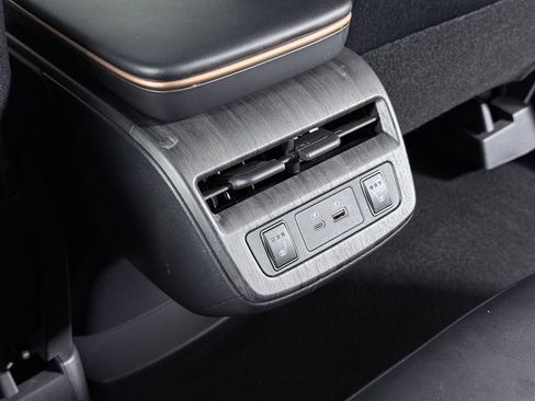 Certified 2024 Nissan Ariya FWD image 30