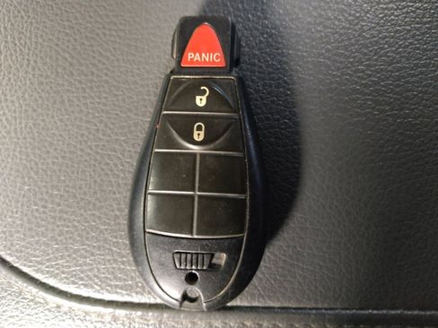 Used 2019 RAM 1500 Tradesman RWD image 32