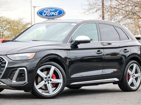 Used 2021 Audi SQ5 Premium Plus w/ Premium Plus Package image 18