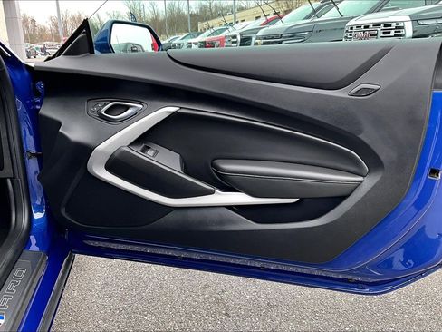 Used 2020 Chevrolet Camaro SS image 20