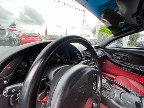 Used 1998 Chevrolet Corvette Convertible w/ Performance Handling Pkg image 27