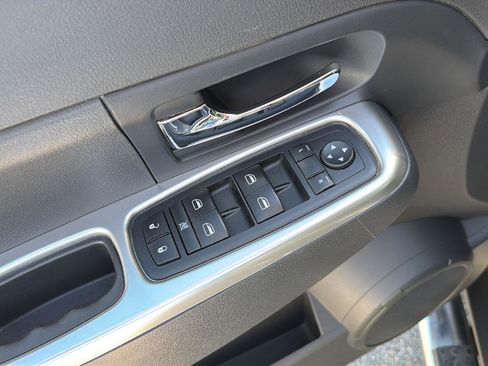 Used 2009 Jeep Liberty Limited w/ Premium Group II AWD/4WD image 29