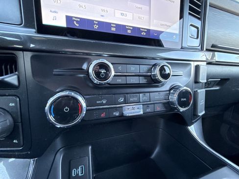 Certified 2022 Ford F150 XLT w/ Equipment Group 302A High image 25