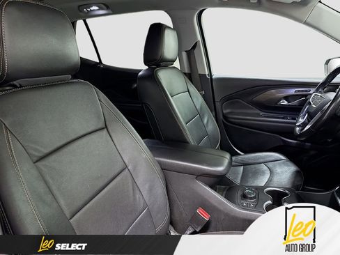 Used 2020 GMC Terrain SLT w/ Preferred Package AWD/4WD image 28