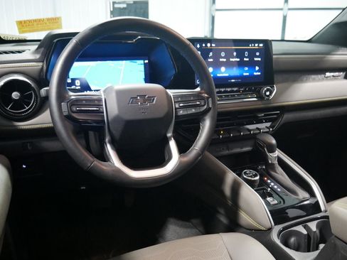 Used 2023 Chevrolet Colorado ZR2 w/ ZR2 Convenience Package III image 13