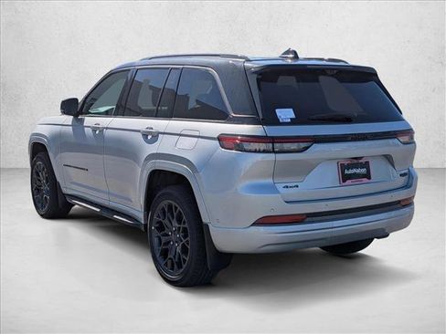 New 2026 Jeep Grand Cherokee Summit AWD/4WD image 8