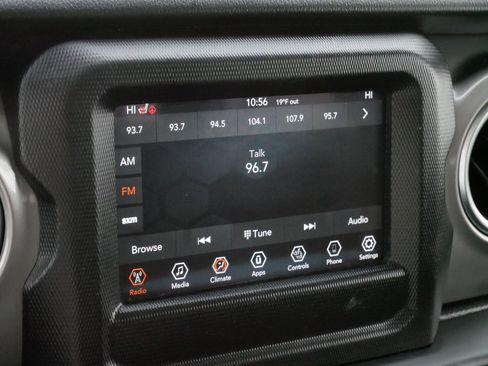 Used 2021 Jeep Wrangler Unlimited Sahara w/ Safety Group image 22