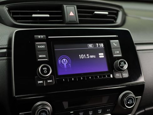 Used 2017 Honda CR-V LX image 12