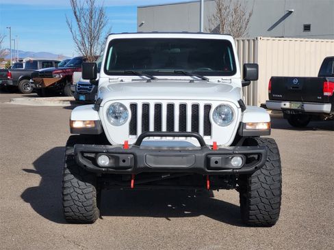 Used 2021 Jeep Wrangler Unlimited Sahara image 2