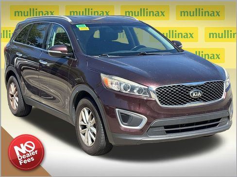 Used 2016 Kia Sorento FWD w/ LX Convenience Package image 1