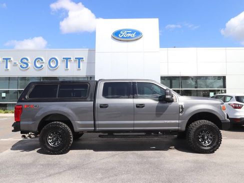 Used 2022 Ford F250 XLT w/ FX4 Off-Road Package image 20