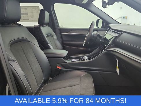 New 2026 Jeep Grand Cherokee Laredo image 33