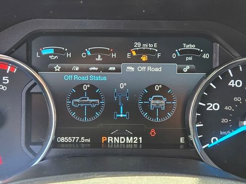 Certified 2017 Ford F250 Platinum w/ Platinum Ultimate Package image 20