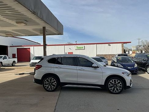 Used 2021 BMW X1 sDrive28i w/ Convenience Package image 4