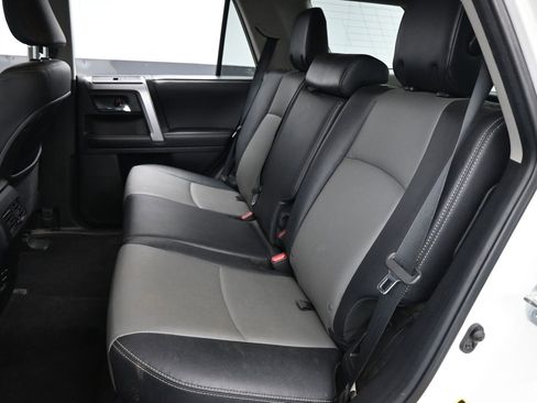 Used 2017 Toyota 4Runner SR5 Premium AWD/4WD image 11