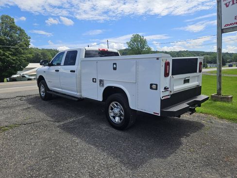 Used 2021 RAM 3500 Tradesman w/ Chrome Appearance Group AWD/4WD image 5