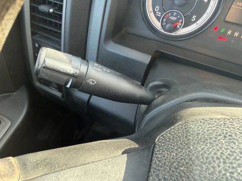 Used 2018 RAM 3500 Tradesman w/ Chrome Appearance Group image 24