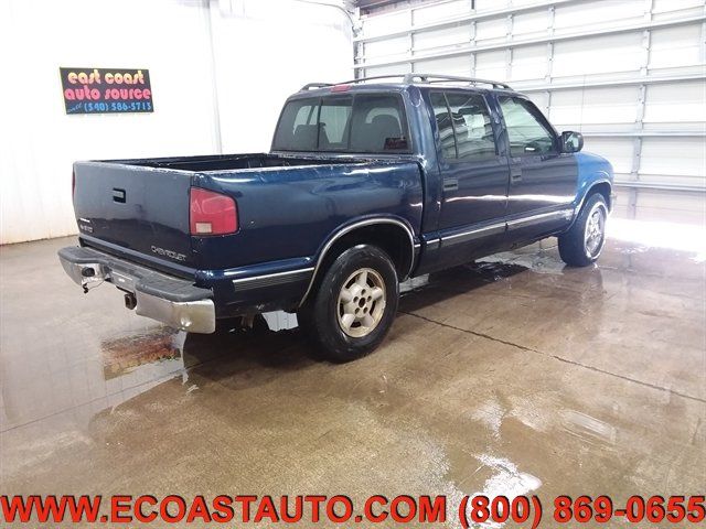 Used 2000 Chevrolet S10 Pickup LS w/ Preferred Equipment Group AWD/4WD image 3
