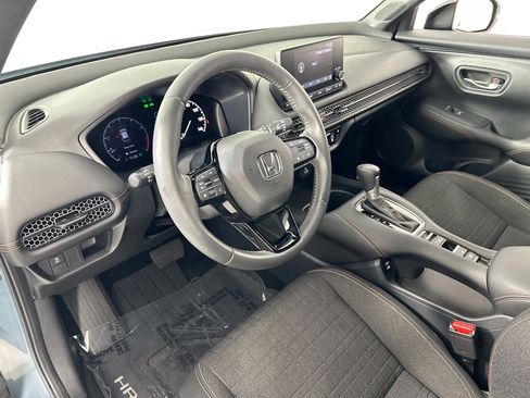 Used 2024 Honda HR-V Sport image 9