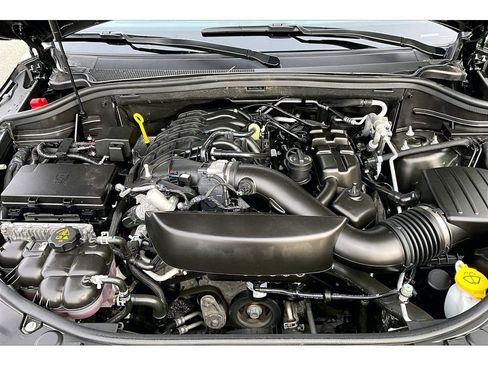 Certified 2025 Dodge Durango GT AWD/4WD image 12
