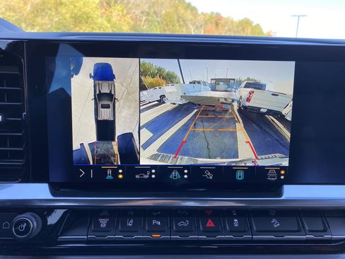 Used 2024 Chevrolet Silverado 2500 High Country w/ High Country Premium Package image 28