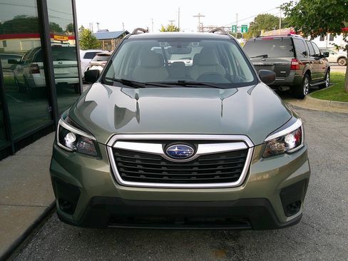 Used 2021 Subaru Forester AWD/4WD image 3