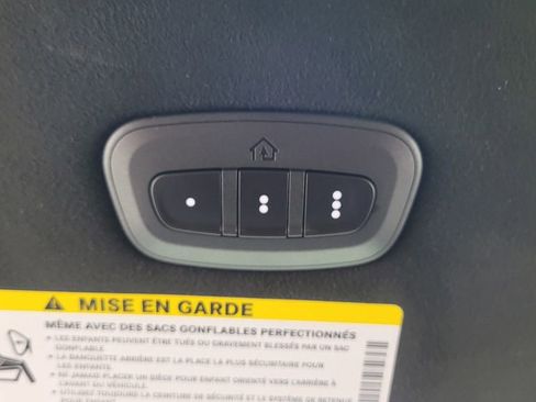 New 2026 Chrysler Pacifica Pinnacle image 27