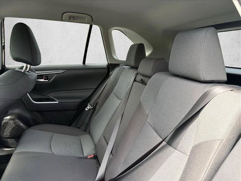 Certified 2025 Toyota RAV4 XLE FWD image 20