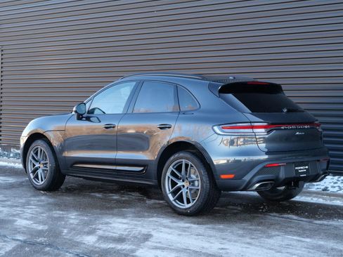 New 2026 Porsche Macan image 3