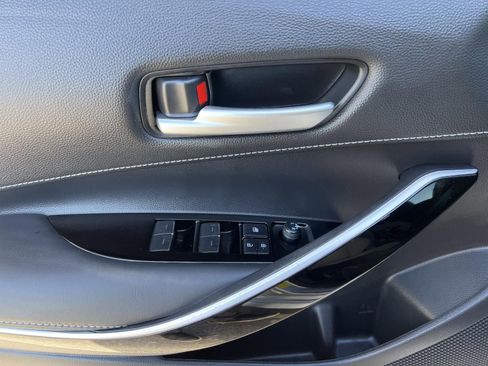 Used 2025 Toyota Corolla XSE image 15