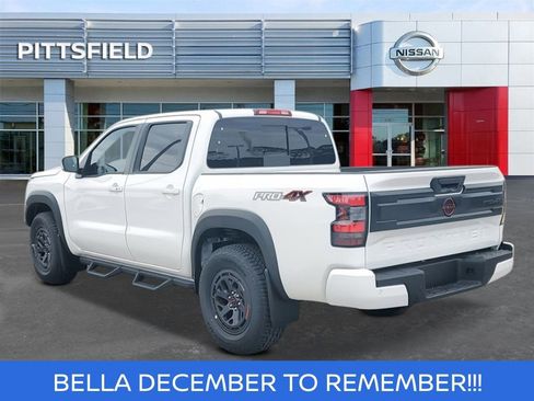 New 2025 Nissan Frontier PRO-4X image 4