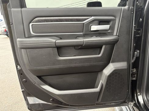 Used 2024 RAM 3500 Big Horn w/ Sport Appearance Package image 20