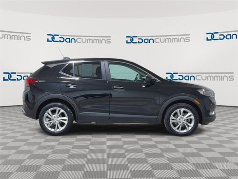 Used 2022 Buick Encore GX Preferred w/ Cold Weather Comfort Package image 2