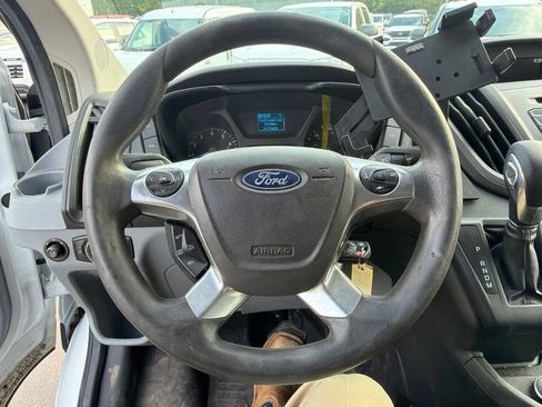 Used 2018 Ford Transit 150 XL RWD image 13