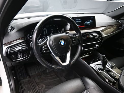 Used 2018 BMW 540i xDrive AWD/4WD image 15