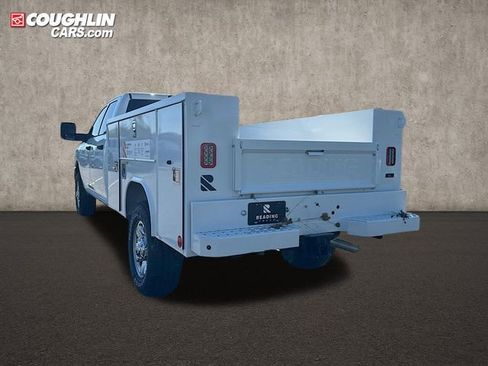 New 2024 RAM 2500 Tradesman w/ Chrome Appearance Group image 8