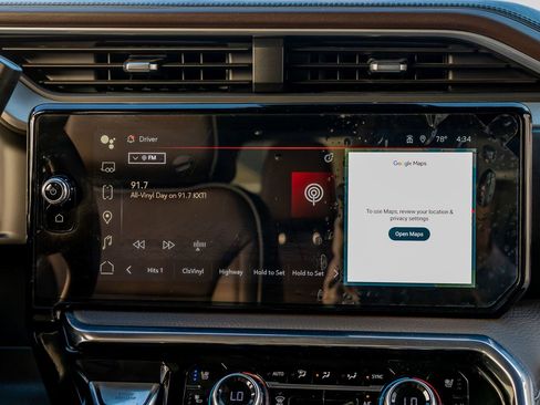 Used 2024 GMC Sierra 2500 Denali w/ Denali Reserve Package image 25