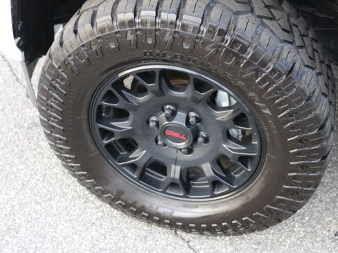 Used 2024 Toyota Tacoma SR5 image 14